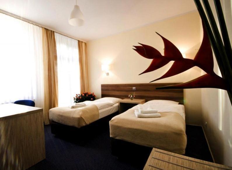 Adria Bed and Breakfast Myślibórz Exteriör bild
