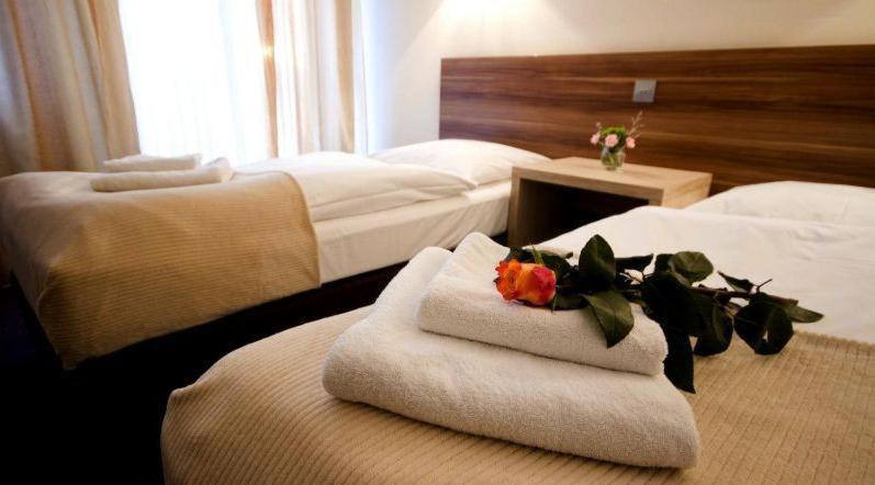 Adria Bed and Breakfast Myślibórz Rum bild